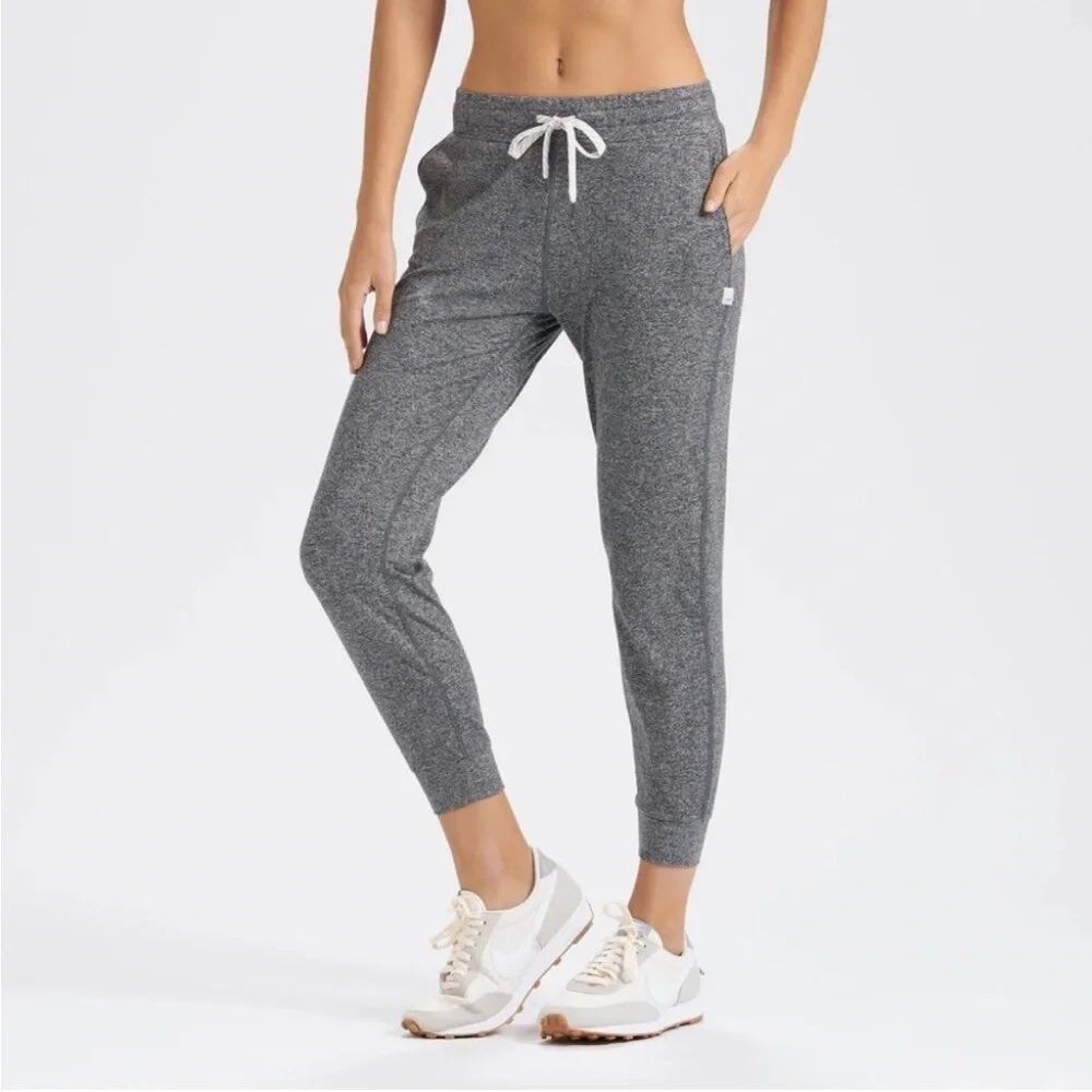 Vuori Women DreamKnit Performance Joggers Grey Heather XS VW457 Pants
